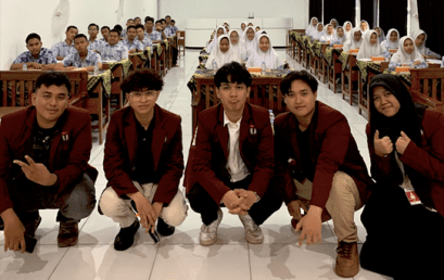 Workshop Pengenalan Kecerdasan Artifisial dan Kejahatan Siber di Pondok Pesantren Modern Assuruur Baleendah